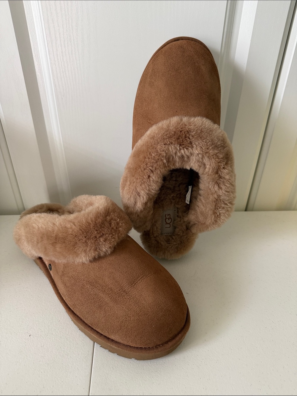 UGG Chestnut Brown Suede Shearling Clog Slippers for Women (sz Euro 41 or US 10)